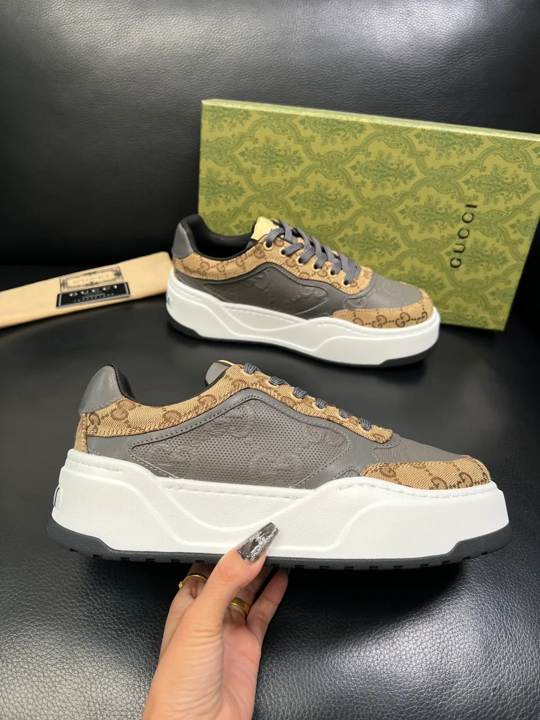 Men's shoes 💰840 Gucci high quality top crafts Gucci counter new original factory configuration, imported cowhide fabric from Italy, imported cowhide lining, breathable and comfortable, sole: original factory special supply original sole super comfortable, original factory and single goods, welcome to compare, code number 38-44 (customized 45 46)